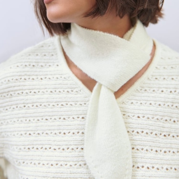 🌟Zara bow collar knit sweater - Picture 2 of 5